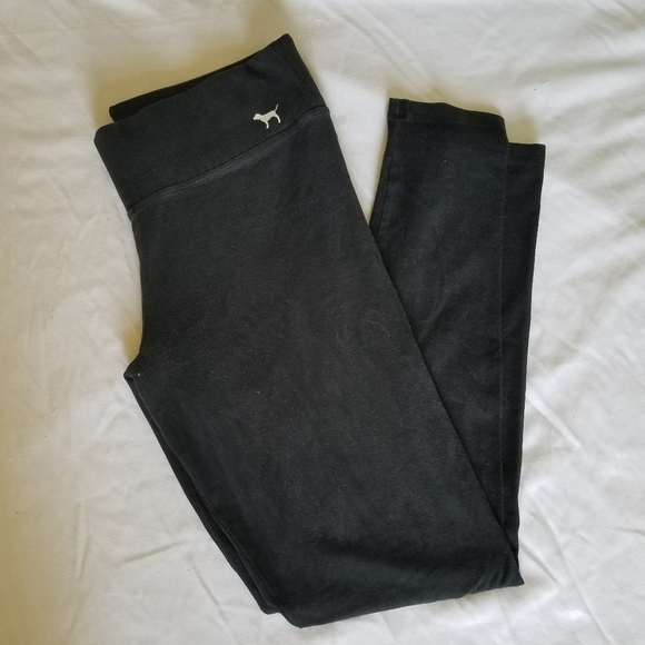 PINK Victoria's Secret Pants - 🍁 3/$25 Pink by Victoria's Secret leggings